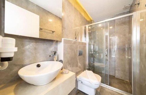 Eski Lara Apartment | Lara's Homes 15 3. Floor (1+1)
