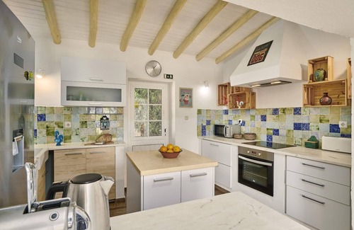 Fonte do Bispo Villa | Laranjeira - Three Bedroom Villa, Sleeps 6