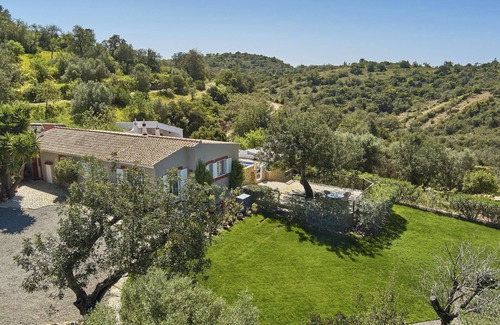 Fonte do Bispo Villa | Laranjeira - Three Bedroom Villa, Sleeps 6