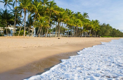 Palm Cove House | LARASATI @ PALM COVE