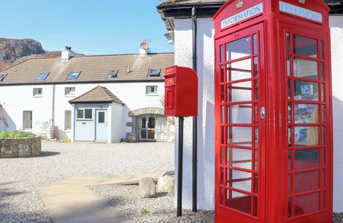 Newtonmore Cottage | LARCH, pet friendly, character holiday cottage in Newtonmore