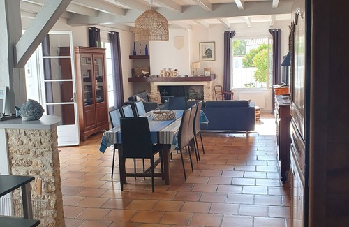 Saint-Clement-des-Baleines House | Large, fully renovated house 90 m from the island's most beautiful beach