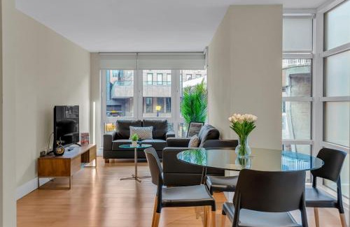 Greenwich West Apartment | Large 1 Bed Apartment London Cutty Sark Greenwich Close to Canary Wharf - Perfect for Corporates and Tourists