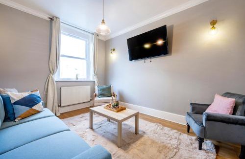 Holborn and Covent Garden Apartment | Large 1 Bedroom in Center of London 3