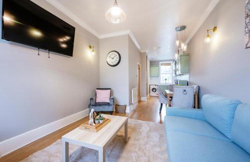 Holborn and Covent Garden Apartment | Large 1 Bedroom in Center of London 3