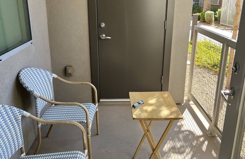 Desert View Village Apartment | Large 1 br over 800 sq ft. Ground level pool view workout and car spacennnn
