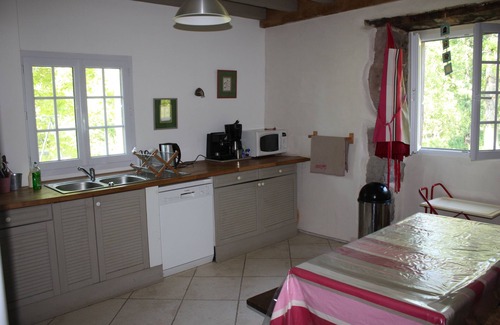 Saint-Jean-Pied-de-Port Villa | Large 18th century Basque house restored 16 to 20 people