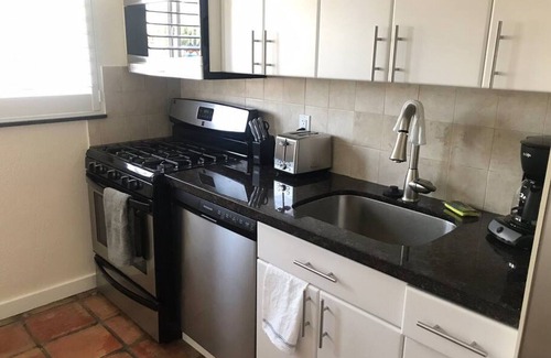 Nurmi Isles Apartment | Large 1br on water las olas/beach /free kayaks .
