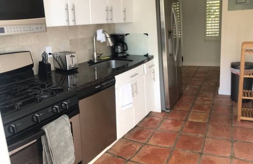 Nurmi Isles Apartment | Large 1br on water las olas/beach /free kayaks .