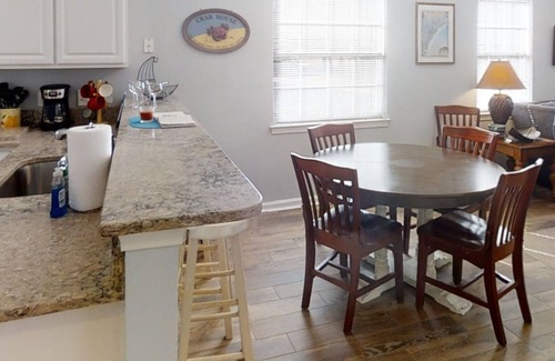 Pawleys Island Condo | Large, 1st floor, corner unit, 3bedroom 3bath, True Blue Golf Course!