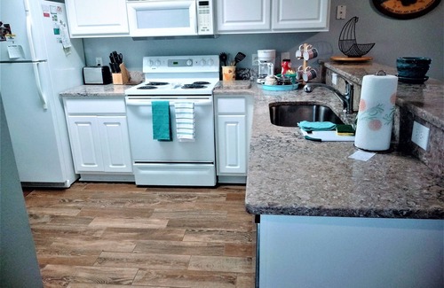 Pawleys Island Condo | Large, 1st floor, corner unit, 3bedroom 3bath, True Blue Golf Course!
