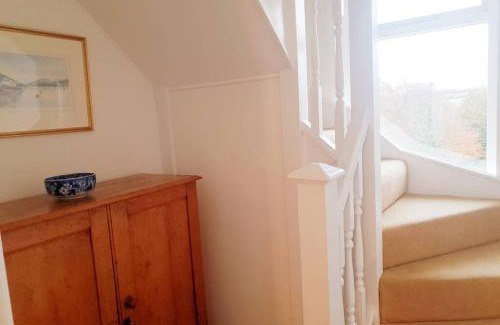 Chapeltown Apartment | Large 2 ensuite bedroom flat with lovely views