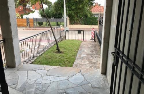 Montevideo House | Large 2 floors in Carrasco