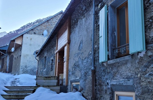 Ornon Cottage | Large 200 m² house, typical of the Oisans region, meticulously restored