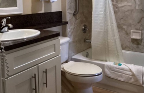 Weston Condo | Large 2BR 2BTH Timeshare Apt in Weston, Fl. @ Vacation Village 2/3-2/10