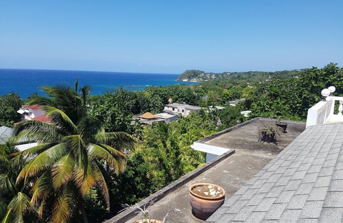 Hopewell Apartment | Large 3 bed apt nr Montego Bay, fabulous views from sea facing roof terrace.