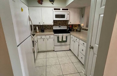 Fernandina Beach House | Large 3 bedroom/Walk to the beach!