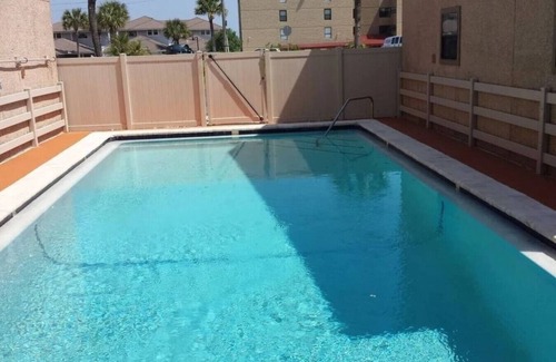 Fernandina Beach House | Large 3 bedroom/Walk to the beach!