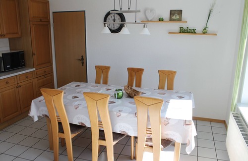 Kolonie Veenhusen Apartment | Large 3 star apartment in Moormerland: Fewo Torfring