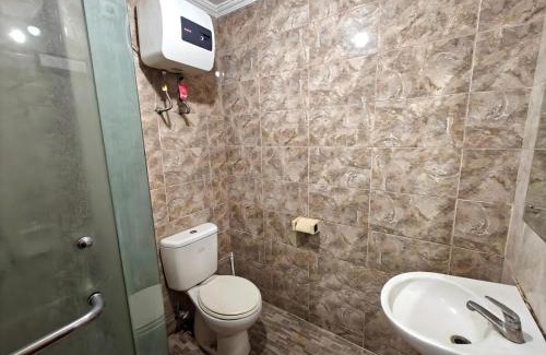 Sukajadi Apartment | Large 3BR Cieumbuluit Apt Near PVJ & Ciwalk by 2ndHome