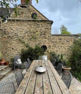 Malmesbury House | Large 4 bed house in Malmesbury, great for big families