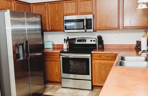 Tamaron House | Large 4br Desert Resort with Heated Pool in Casa Grande