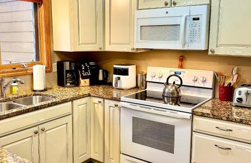 Bretton Woods House | Large 5 bedroom Bretton Woods Townhome 1 gig WiFi