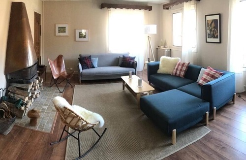 Villard-de-Lans Ski Chalet | Large 5-bedroom chalet / 2 lounges. Near village and ski slopes