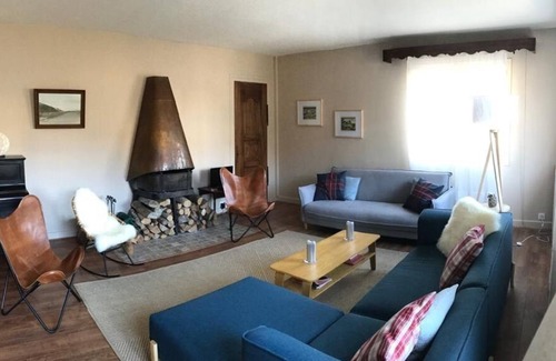 Villard-de-Lans Ski Chalet | Large 5-bedroom chalet / 2 lounges. Near village and ski slopes