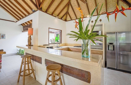 Sunset Road House | Large 5 bedroom villa with big pool - Seminyak