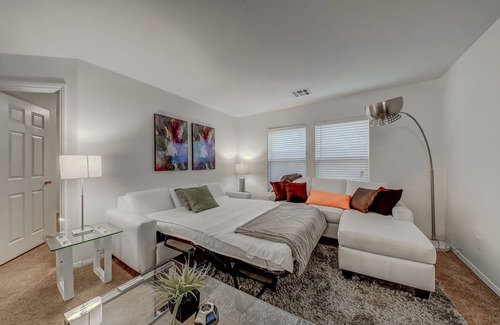 Las Vegas House | Large 6 Bedrooms Home 13 Miles to Las Vegas Strip License Number G66-06299
