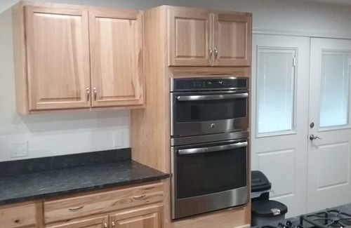 Roseburg House | Large 7 bd 5 bath house. A few miles from wildlife safari. Gourmet kitchen