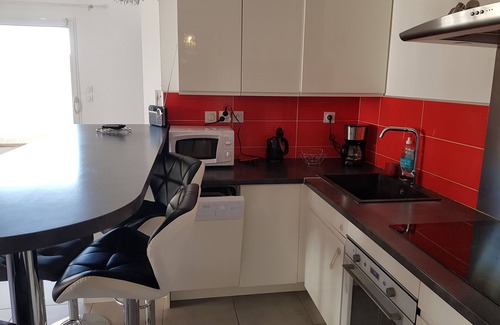 Mediterranee Apartment | Large air conditioned T3 200 m from the main beach, secure garage