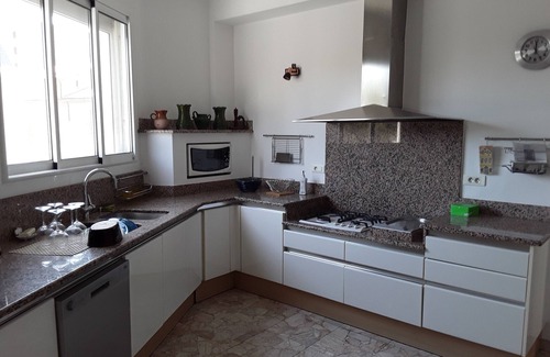 La Gare House | Large air-conditioned apartment 3 bedrooms, patio, parking spaces Perpignan center 150m2