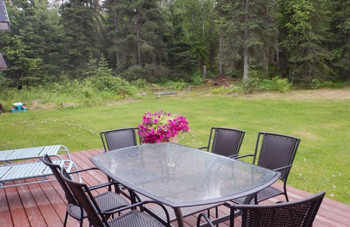 Huffman - O' Malley House | Large Anchorage Hillside Home - Great Rental Rates