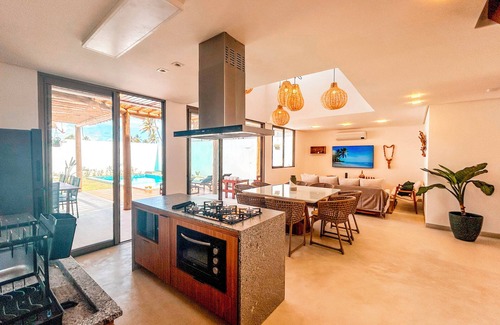 Porto de Pedras House | Large and comfortable house. Patacho Beach. Ecological Route of Milagres