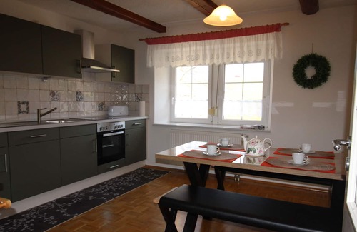 Pirna Apartment | Large apartment on a former farm at the gateway to Saxon Switzerland