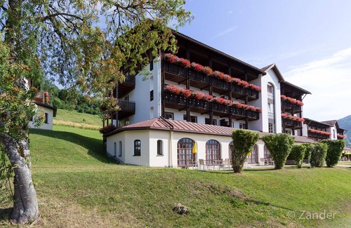 Oberstaufen Apartment | Large apartment (4-6 people) in 4 * hotel complex