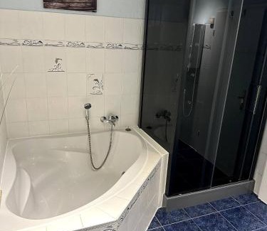 Queis Apartment | Large apartment for 3-11 guests in the Halle Leipzig Area
