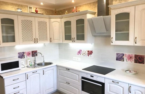 Tsentralny District Apartment | Large Apartment on REPINA-4