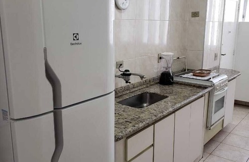 Pitangueiras Apartment | Large Apartment Overlooking Sea - 20 Metres From The Beach