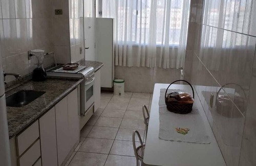 Pitangueiras Apartment | Large Apartment Overlooking Sea - 20 Metres From The Beach