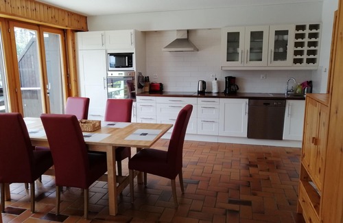 Saint-Pierre-de-Clages Apartment | large apartment, stunning views, swimming pool, big kitchen, 412km of ski slopes
