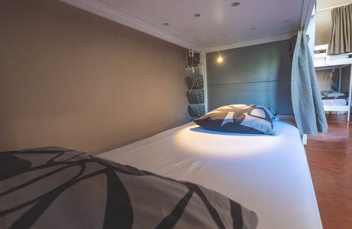 Jean-Medecin Bed & Breakfast | Large apartment up to 16 people in city center