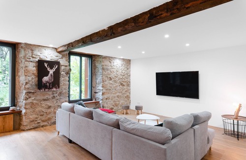 Formigueres House | Large apartment with lots of character in the heart of Formiguères