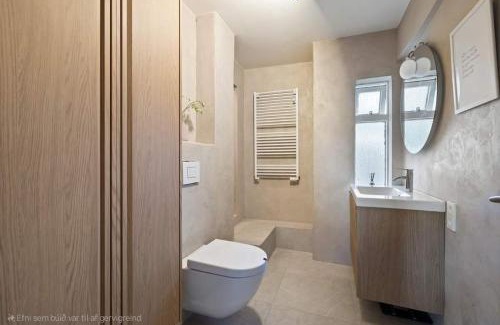 Hafnarfjordur Apartment | Large apartment with its own entrance!