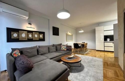 Kolovicë Apartment | Large Apartment