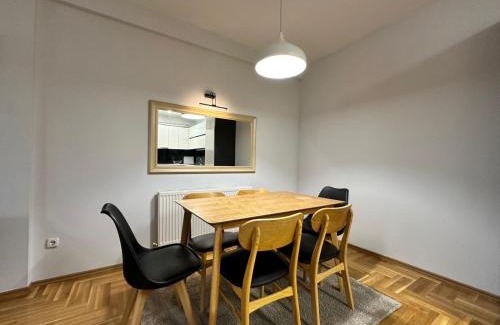 Kolovicë Apartment | Large Apartment