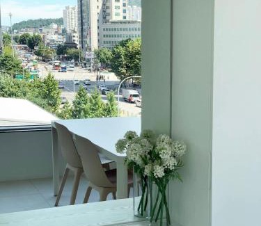 Sogong-dong Apartment | Large Apt Urban View Gwang Hwa Mun City Hall