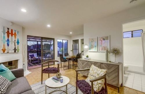 North Pacific Beach Apartment | Large balcony 1 BR Guesthouse in Pacific Beach